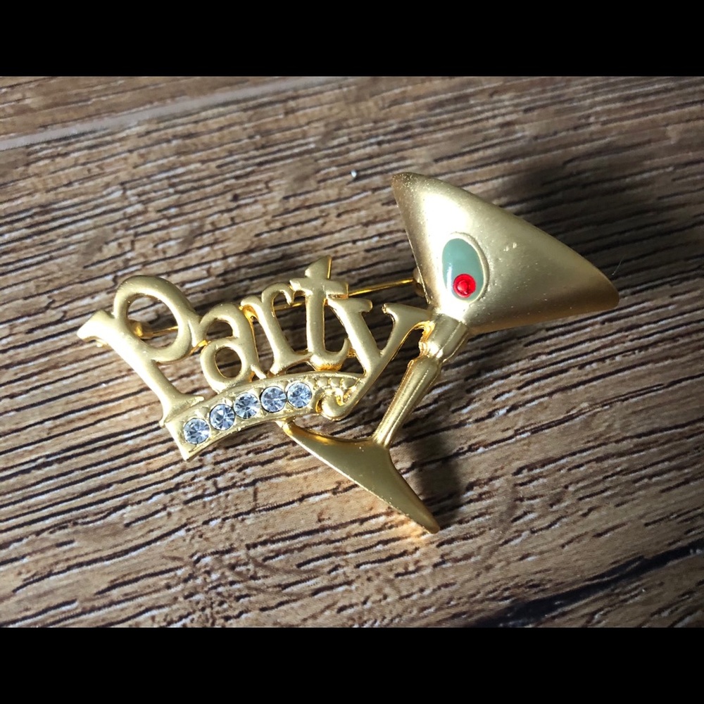 VINTAGE “DANACRAFT” Party Martini Brooch